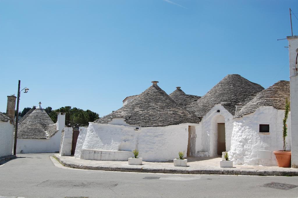 Trulli Holiday Albergo Diffuso Alberobello Exterior foto