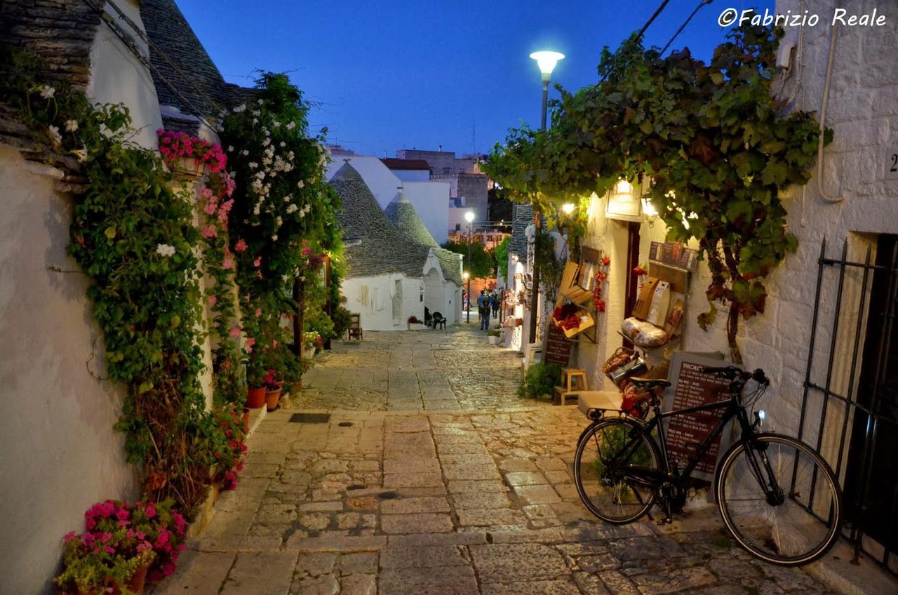 Trulli Holiday Albergo Diffuso Alberobello Exterior foto